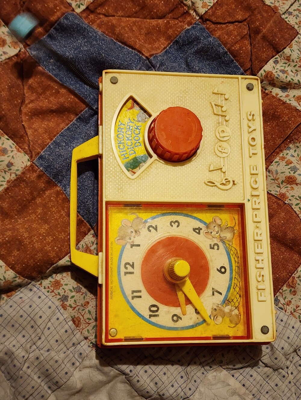 Fisher Price Hickory Dkckory Dock Vintage Musical Clock Radio Toy